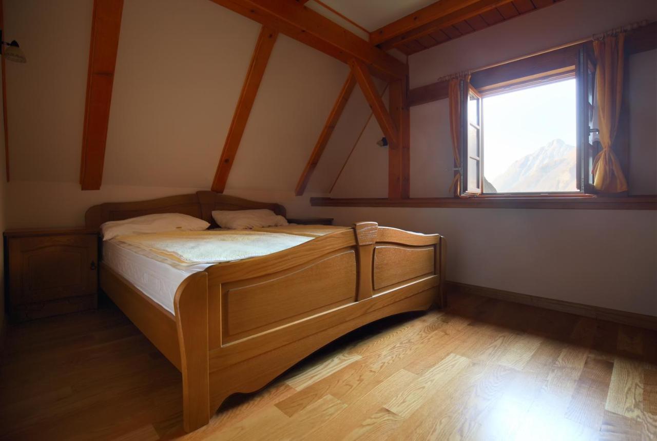 Zadnjica Holiday House Soča Екстериор снимка